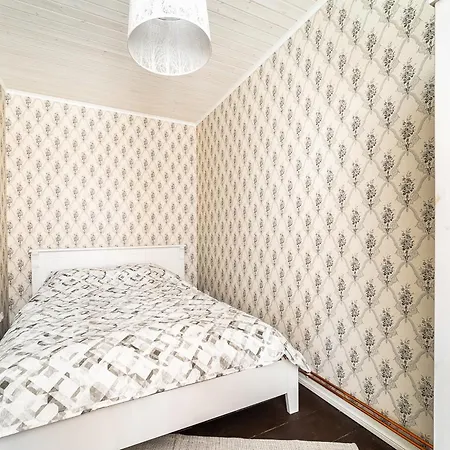 Apartment Niine 5 *