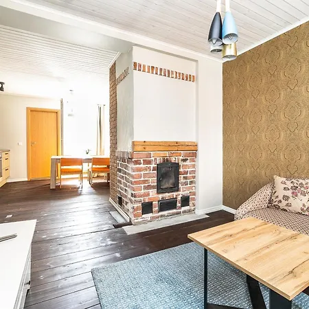 Apartamento Niine 5 *